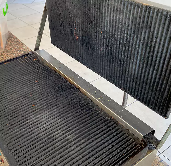 Why Homeowners & Businesses Trust Us in Warrington, FL?